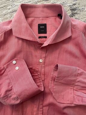Hugo Boss - all cotton pink dress shirt Size 43 (17”neck)